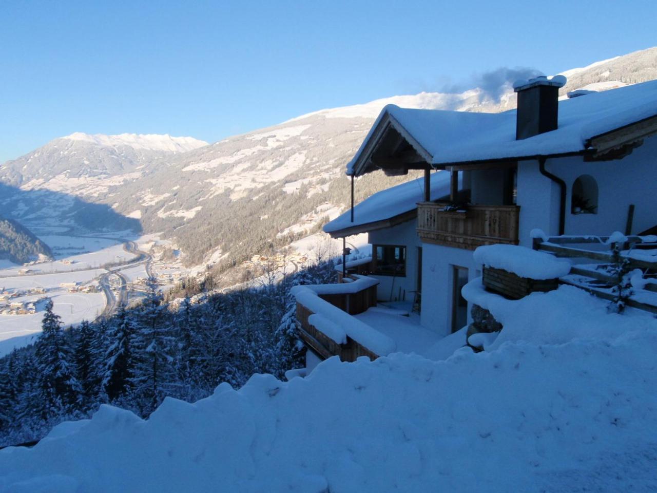 Landhaus Alpenjaeger Hainzenberg Exterior photo
