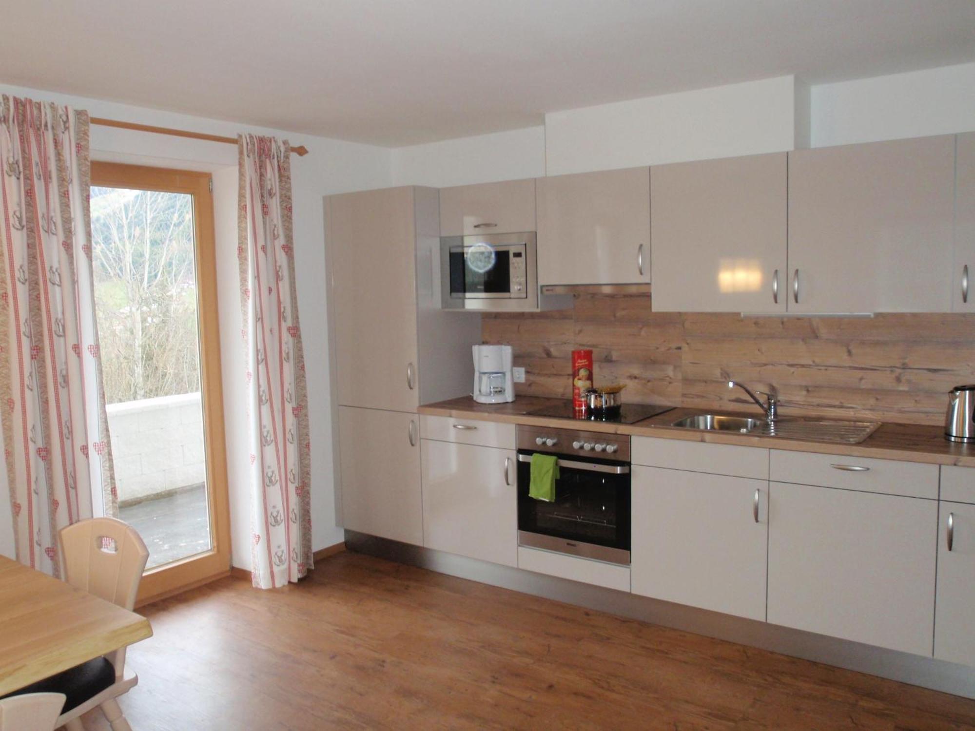 Landhaus Alpenjaeger Hainzenberg Room photo